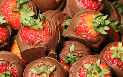 close up of chocolate covered strawberries from Candy Hut