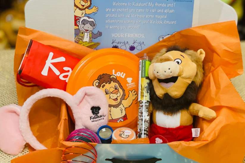 Kalahari surprise box with fun stars and ribbon in the background