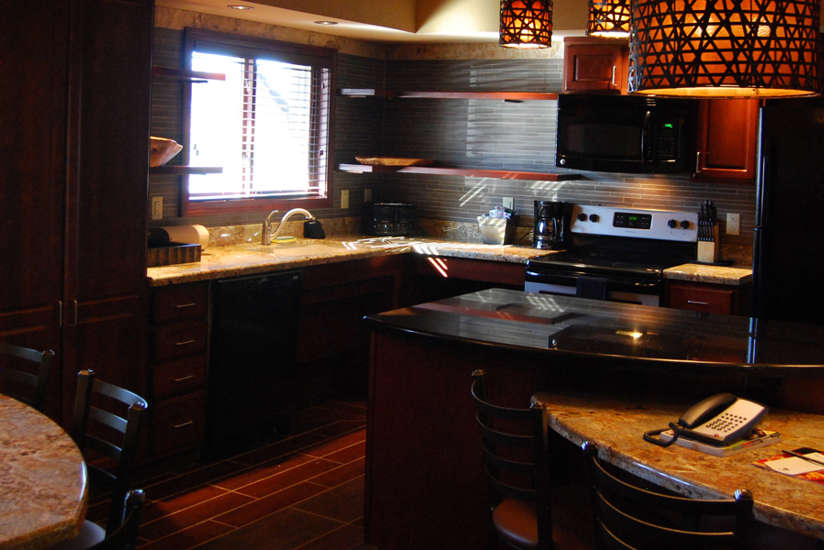 Kitchen and dining area in the Nyumba Villa's