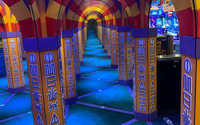 Cave of Mirrors in Tom Foolerys