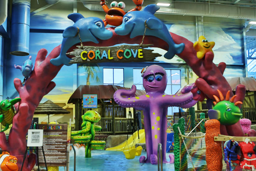 the entrance of the coral cove in ohio
